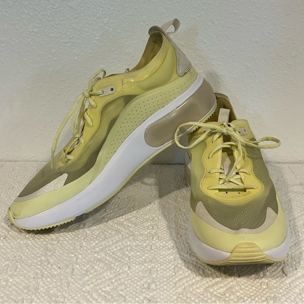 Nike Air Max Dia LX Luminous Yellow Sneakers Size 10.5 - Picture 3 of 6